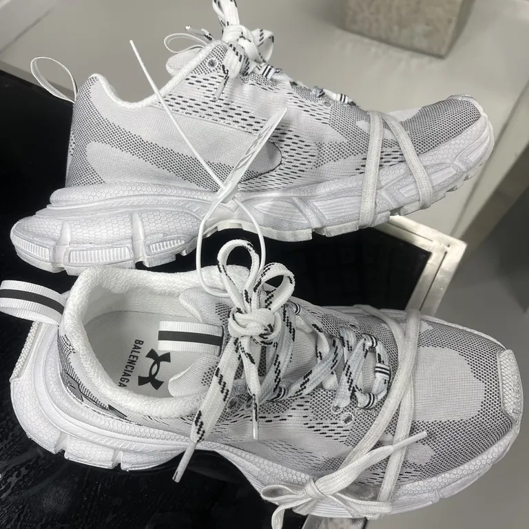 Balenciaga Shoe 